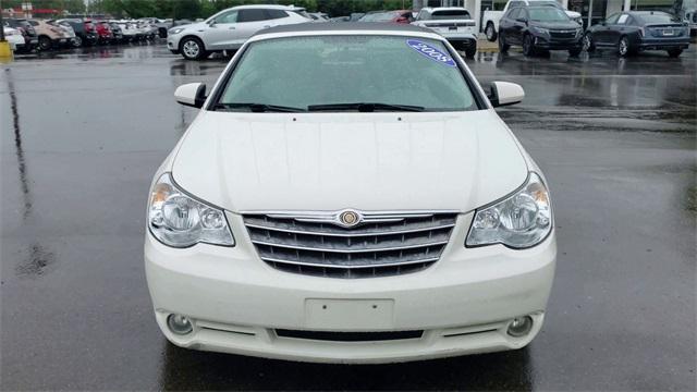 Used 2008 Chrysler Sebring For Sale in Waterford Twp, MI