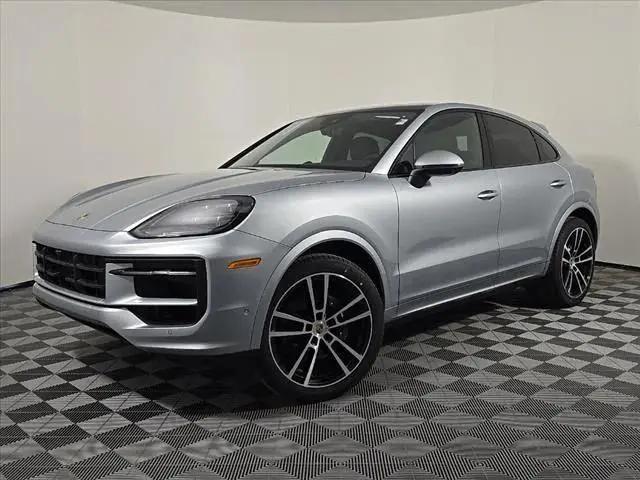 2025 Porsche Cayenne Base for sale in Waukesha, WI