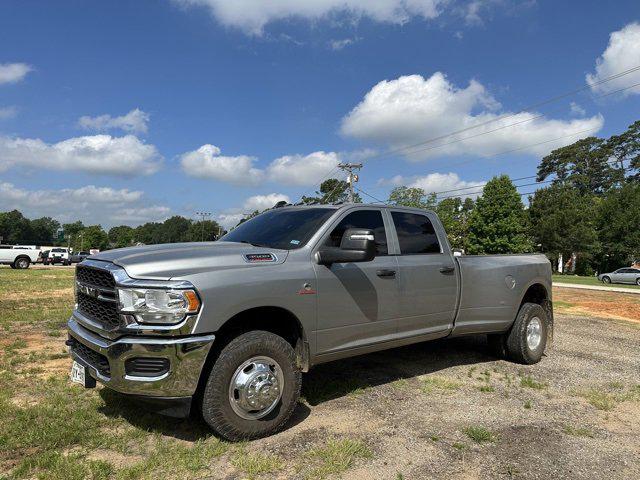2024 RAM 3500 Tradesman Crew Cab 4x4 8 Box