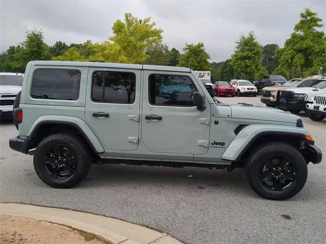 2023 Jeep Wrangler 4-Door Sahara Altitude 4x4