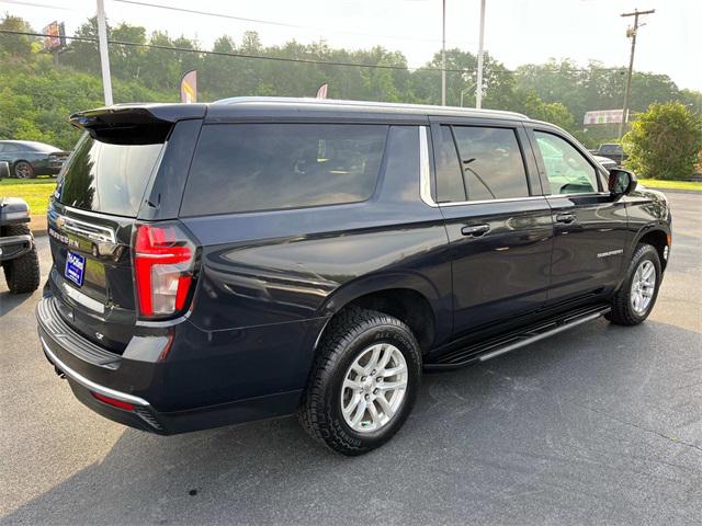 2023 Chevrolet Suburban 4WD LT