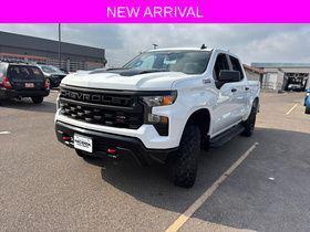 2022 Chevrolet Silverado 1500 4WD Crew Cab Short Bed Custom Trail Boss