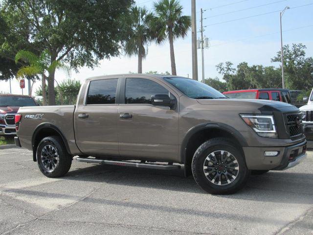 2024 Nissan TITAN Crew Cab PRO-4X 4x4