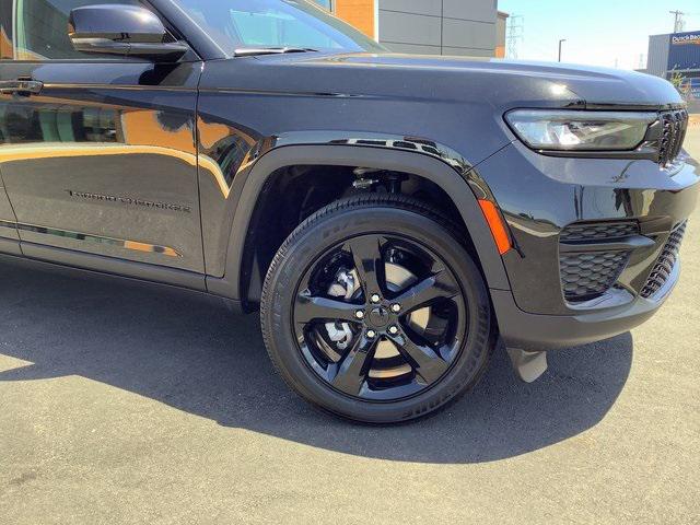 2025 Jeep Grand Cherokee GRAND CHEROKEE ALTITUDE X 4X4