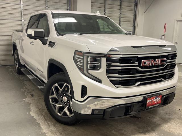 2023 GMC Sierra 1500 4WD Crew Cab Short Box SLT