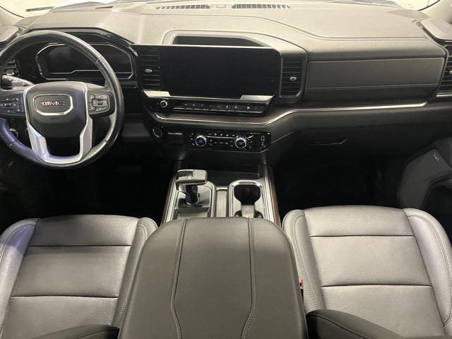 2023 GMC Sierra 1500 4WD Crew Cab Short Box SLT