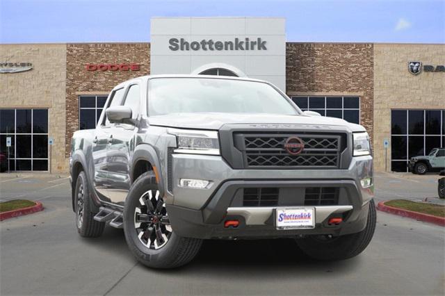 2022 Nissan Frontier Crew Cab PRO-X 4x2