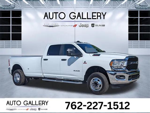 2024 RAM 3500 Big Horn Crew Cab 4x4 8 Box