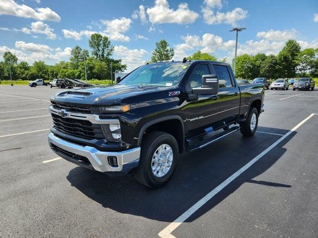 2024 Chevrolet Silverado 2500HD 4WD Crew Cab Standard Bed LT