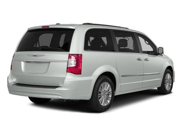 2014 Chrysler Town and Country Touring-L