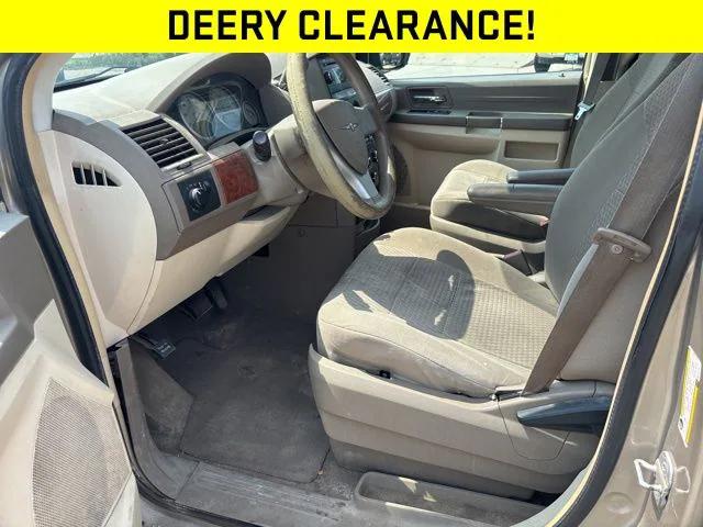 2008 Chrysler Town and Country LX