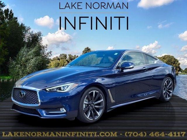 2022 INFINITI Q60 LUXE