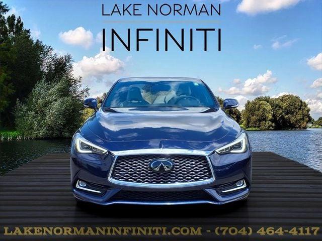 2022 INFINITI Q60 LUXE