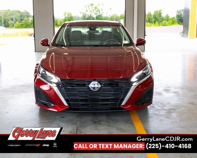 2023 Nissan Altima SL FWD