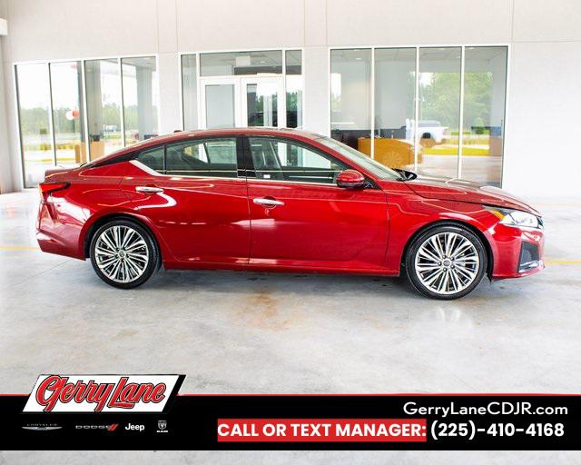 2023 Nissan Altima SL FWD
