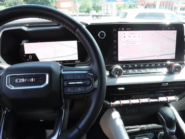 2023 GMC Canyon 4WD Crew Cab Short Box AT4X