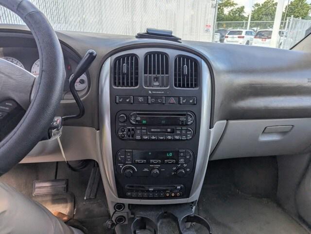 2006 Chrysler Town and Country Touring