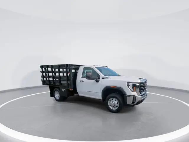 2025 GMC Sierra 3500HD Pro