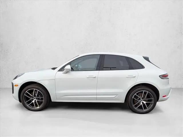2025 Porsche Macan Macan