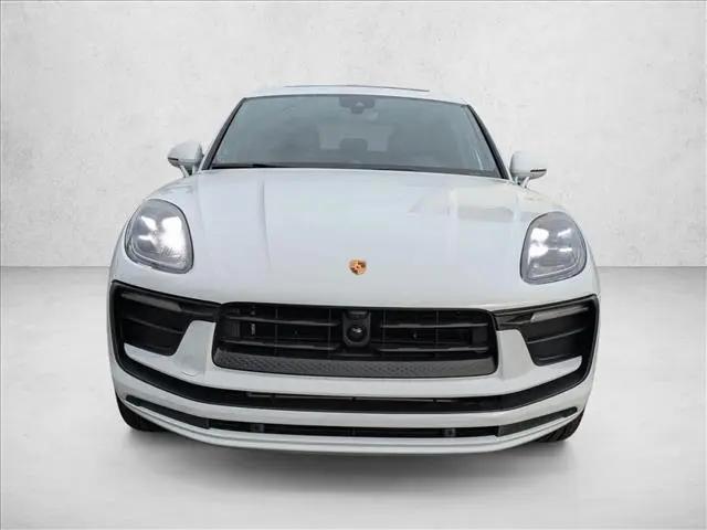2025 Porsche Macan Macan