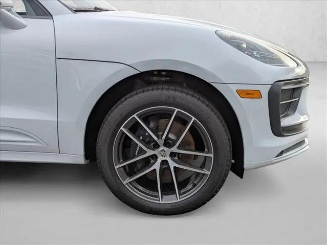 2025 Porsche Macan Macan