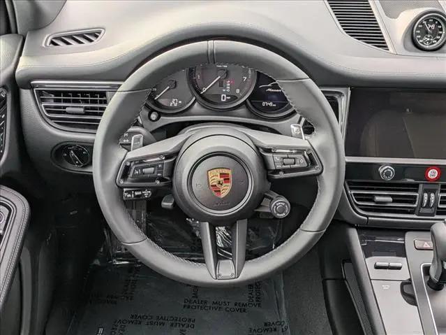 2025 Porsche Macan Macan