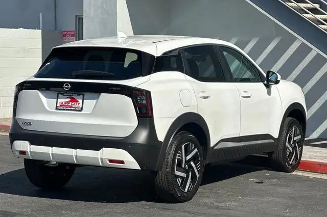 2025 Nissan Kicks SV FWD