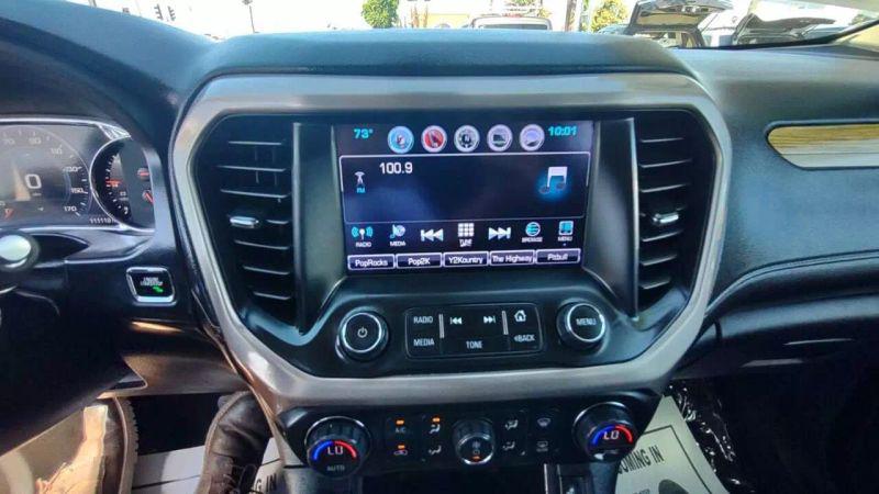 2017 GMC Acadia Denali