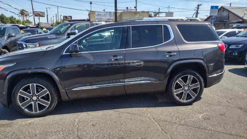 2017 GMC Acadia Denali