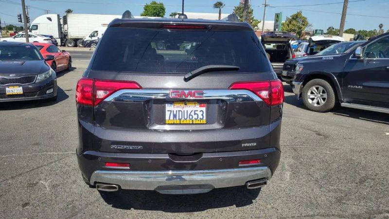 2017 GMC Acadia Denali