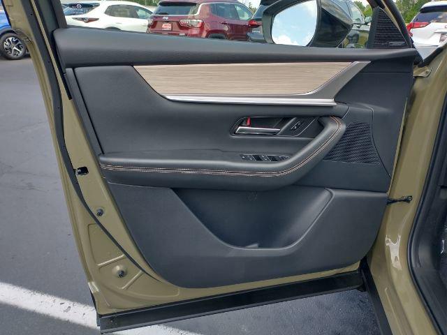 2025 Mazda CX-70 Premium Package