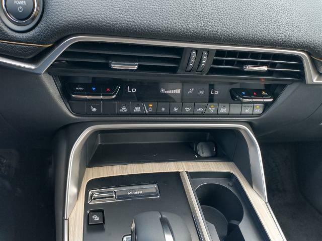 2025 Mazda CX-70 Premium Package