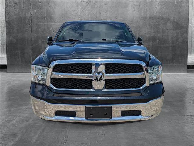2019 RAM 1500 Classic SLT Crew Cab 4x2 64 Box
