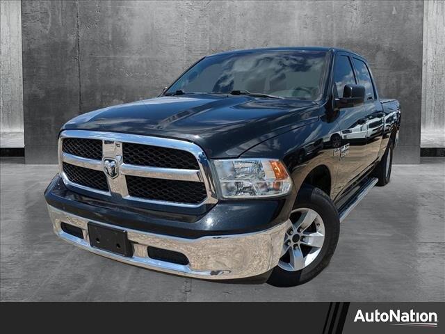 2019 RAM 1500 Classic SLT Crew Cab 4x2 64 Box