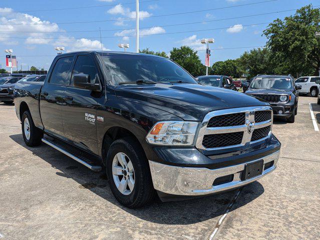 2019 RAM 1500 Classic SLT Crew Cab 4x2 64 Box