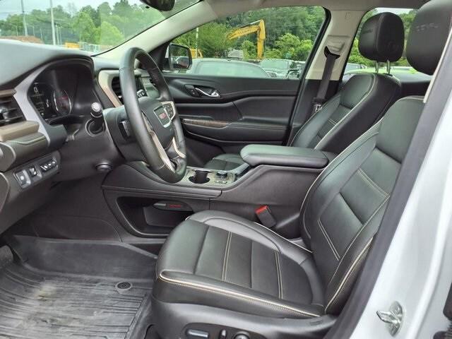 2023 GMC Acadia FWD Denali 2023 GMC Acadia FWD Denali