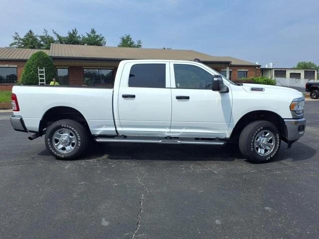 2024 RAM 2500 Tradesman Crew Cab 4x4 64 Box