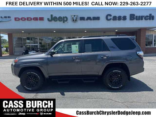 2022 Toyota 4Runner TRD Off Road