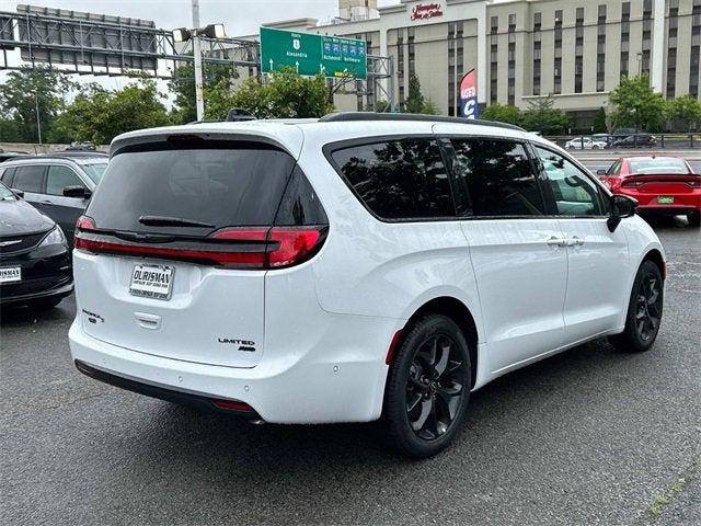 2025 Chrysler Pacifica PACIFICA LIMITED AWD
