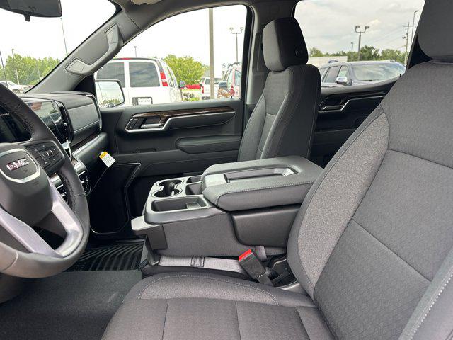 2025 GMC Sierra 1500 4WD Crew Cab Short Box Elevation with 3SB