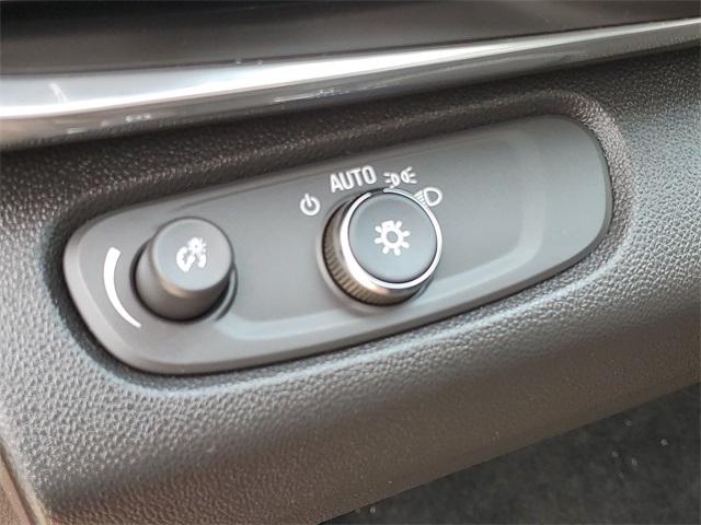 Used 2024 Buick Envista For Sale in Waterford Twp, MI