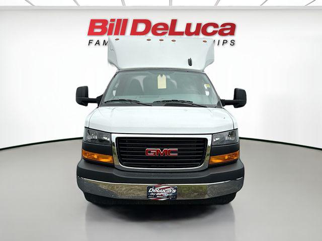 2025 GMC Savana Cutaway Work Van