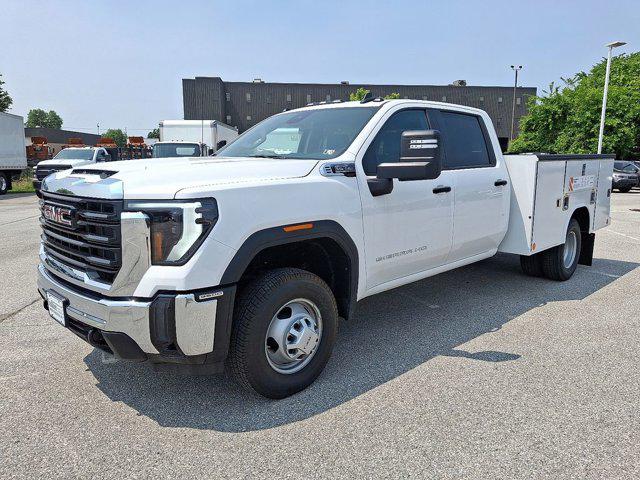 2025 GMC Sierra 3500HD Pro