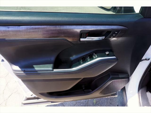 2022 Toyota Highlander Limited