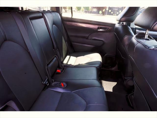 2022 Toyota Highlander Limited