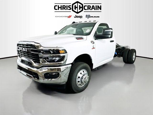 2025 RAM Ram 3500 Chassis Cab RAM 3500 TRADESMAN CHASSIS REGULAR CAB 4X4 84 CA 2025 RAM Ram 3500 Chassis Cab RAM 3500 TRADESMAN CHASSIS REGULAR CAB 4X4 84 CA