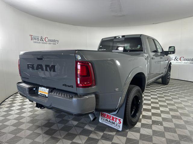 2025 RAM Ram 3500 RAM 3500 LIMITED CREW CAB 4X4 8 BOX