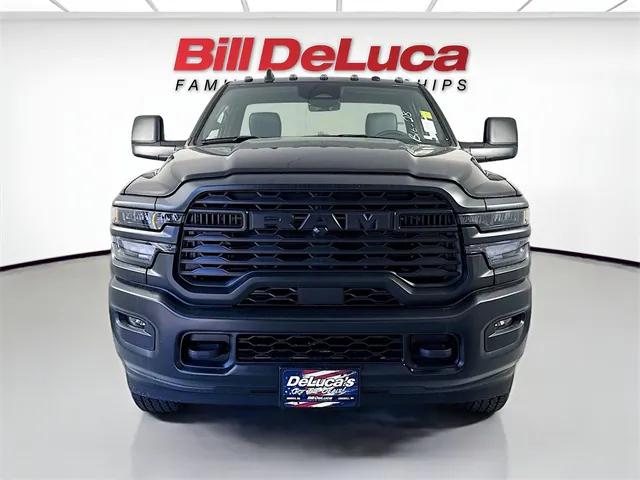 2025 RAM Ram 3500 Chassis Cab RAM 3500 TRADESMAN CHASSIS REGULAR CAB 4X4 60 CA 2025 RAM Ram 3500 Chassis Cab RAM 3500 TRADESMAN CHASSIS REGULAR CAB 4X4 60 CA