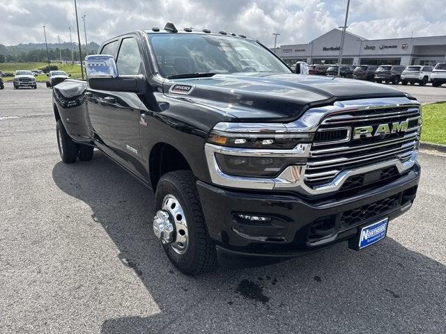 2025 RAM Ram 3500 RAM 3500 LARAMIE CREW CAB 4X4 8 BOX