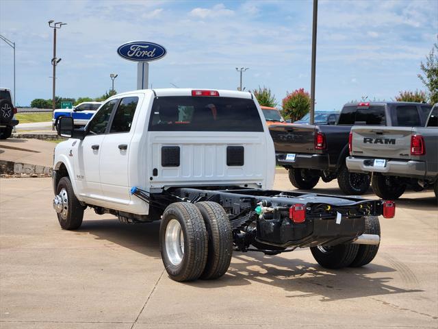2025 RAM Ram 3500 Chassis Cab RAM 3500 BIG HORN CREW CAB CHASSIS 4X4 60 CA